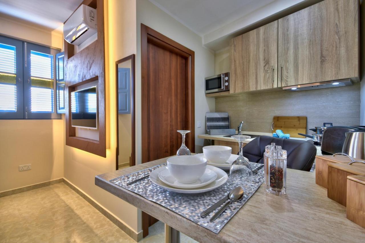 Central Suites St. Julian'S Exterior foto